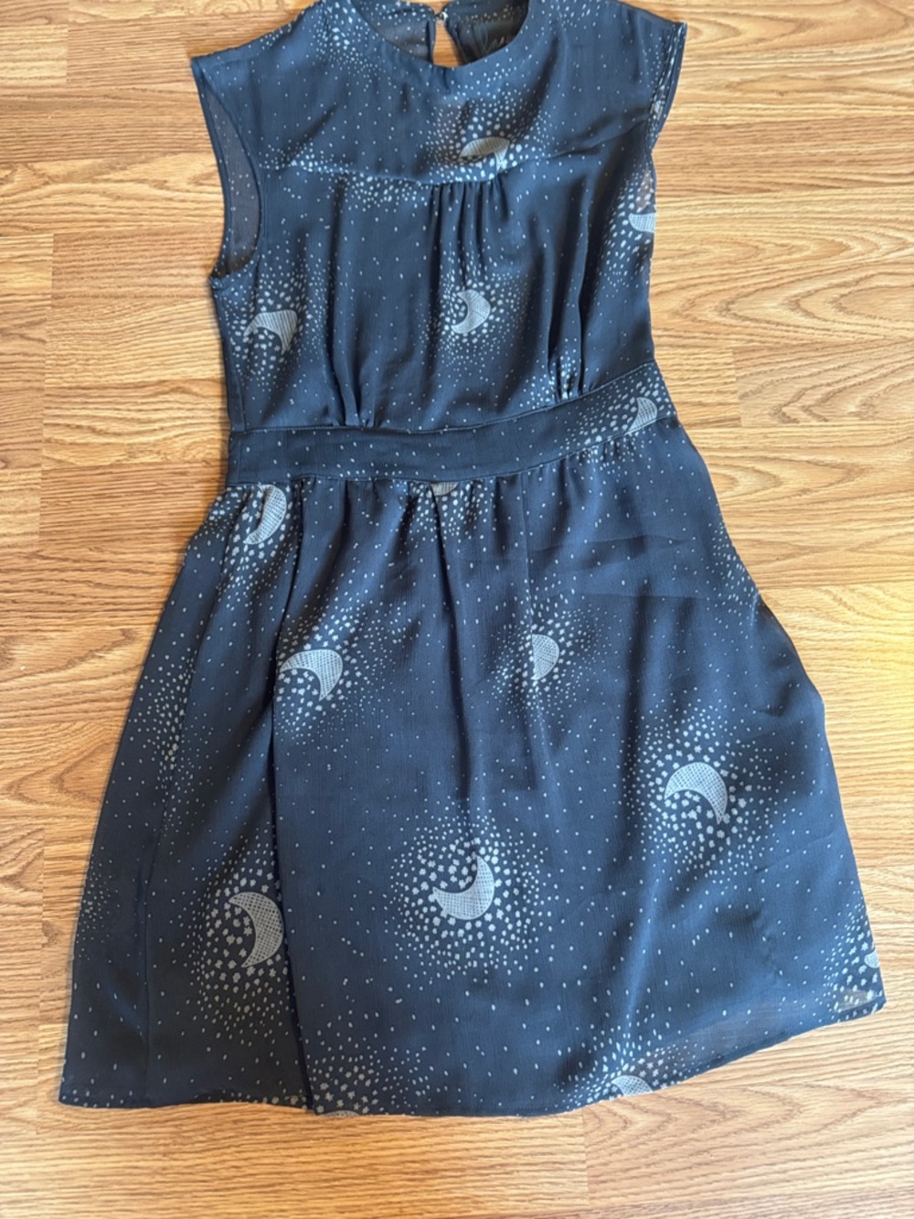 Sheer blue greyish Moon-Print Sleeveless Dress - Picture 5 of 8